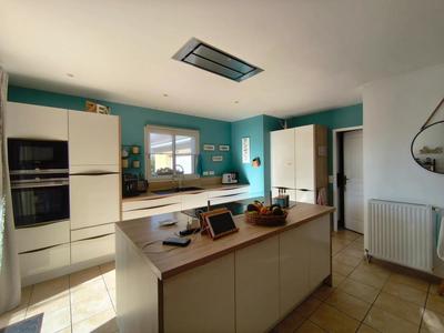 Maison - 187 m² - 7 pièces