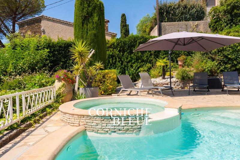 Villa - 168 m² - 3 pièces