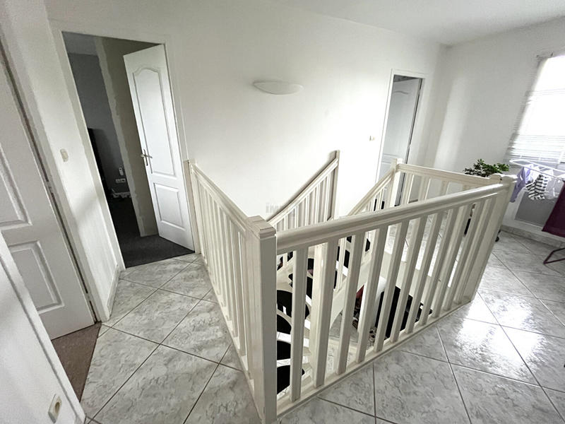 Maison - 160 m² - 6 pièces