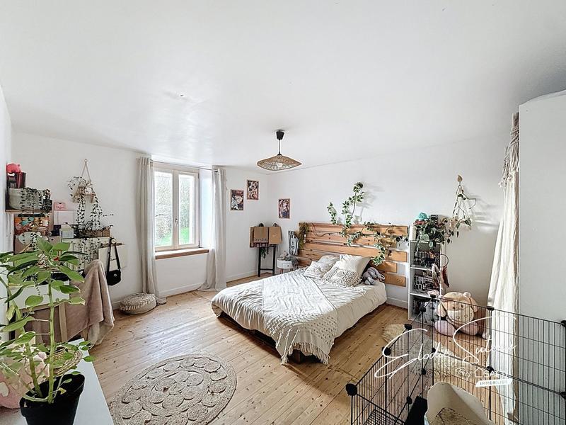 Maison - 170 m² - 7 pièces