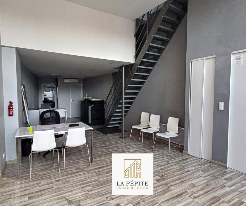 Immeuble - 81 m² - 3 pièces