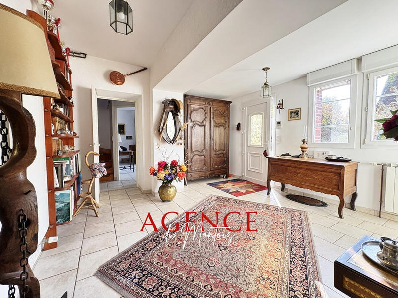 Maison - 180 m² - 5 pièces