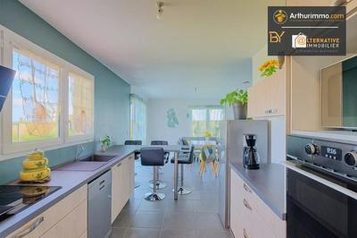 Maison - 105 m² - 6 pièces