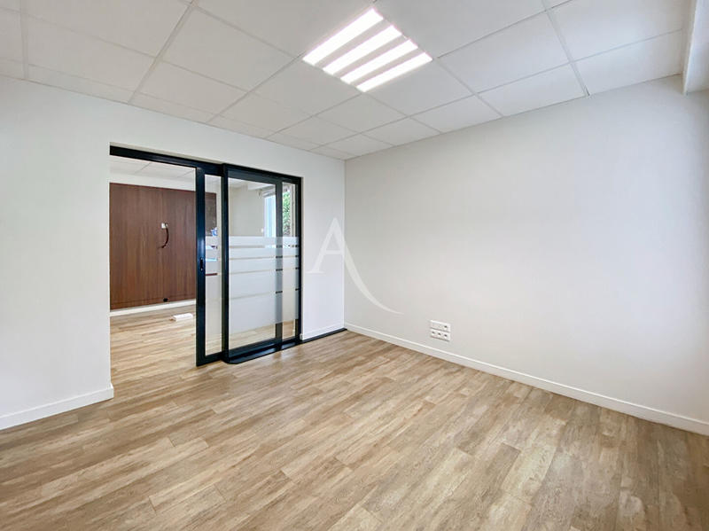 Local commercial - 71 m²