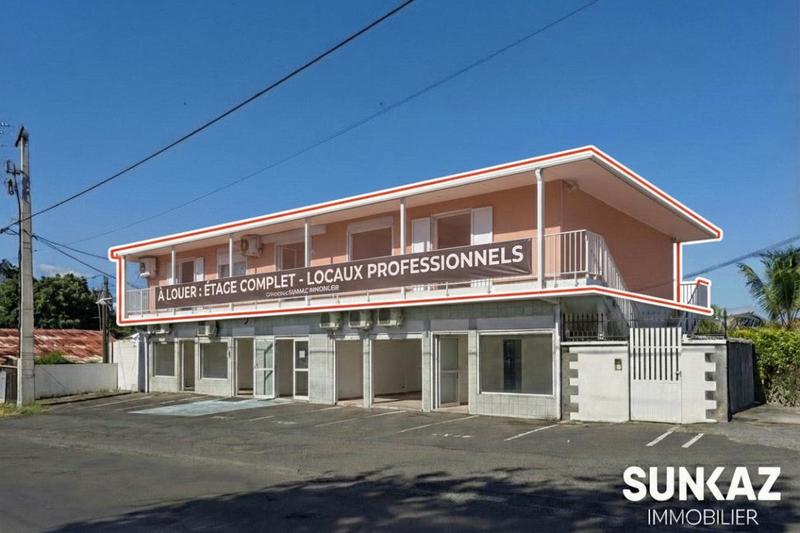Local commercial - 200 m² - 2 pièces