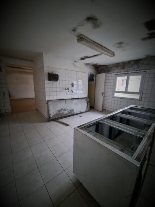 Maison - 246 m² - 8 pièces