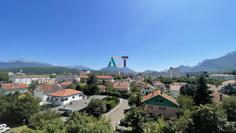 Appartement - 110 m² - 5 pièces