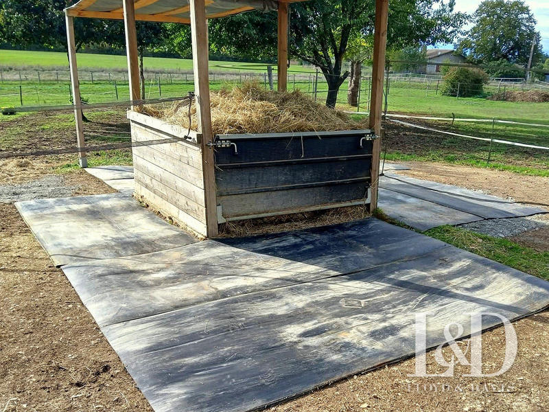 Maison - 206 m² - 6 pièces