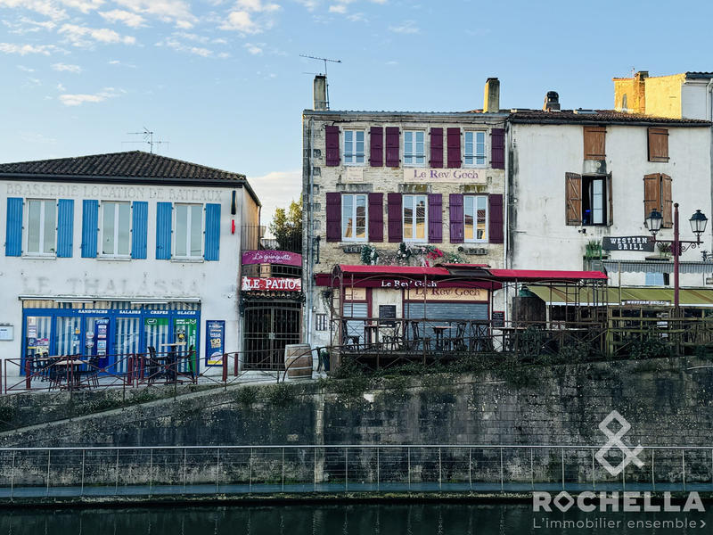 Fonds de commerce - Hôtellerie / Restauration - 140 m²