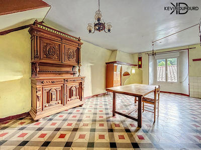 Maison de village - 100 m² - 6 pièces