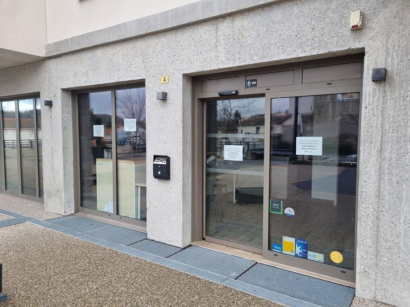 Local commercial - 87 m²