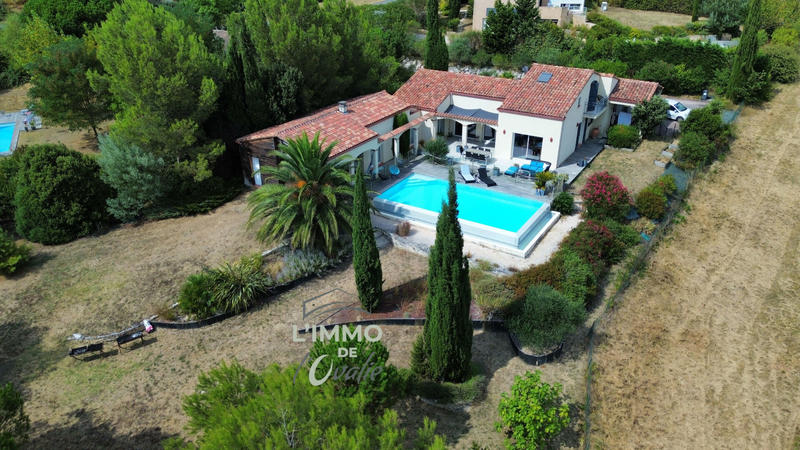 Maison - 200 m² - 6 pièces