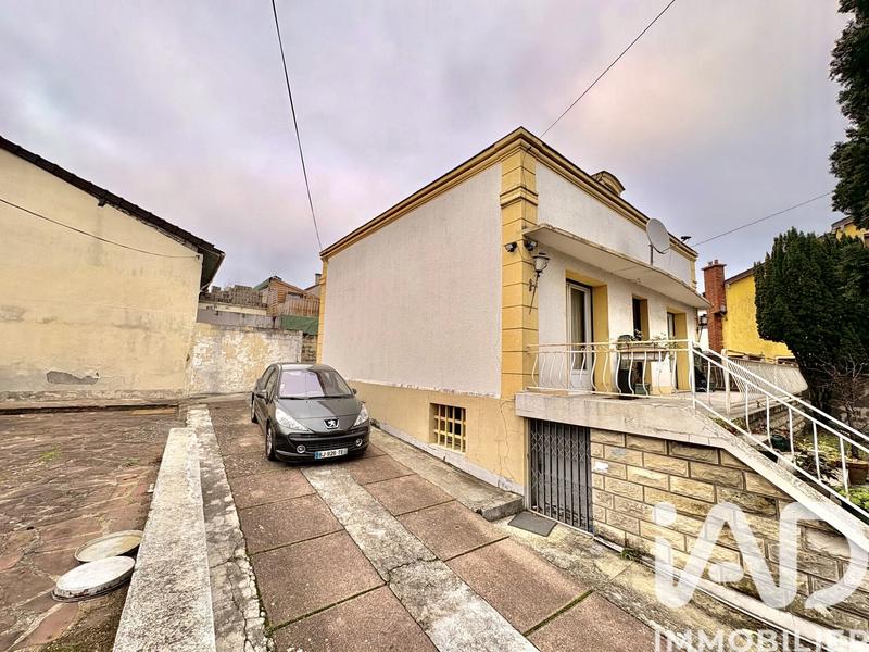 Maison - 104 m² - 5 pièces