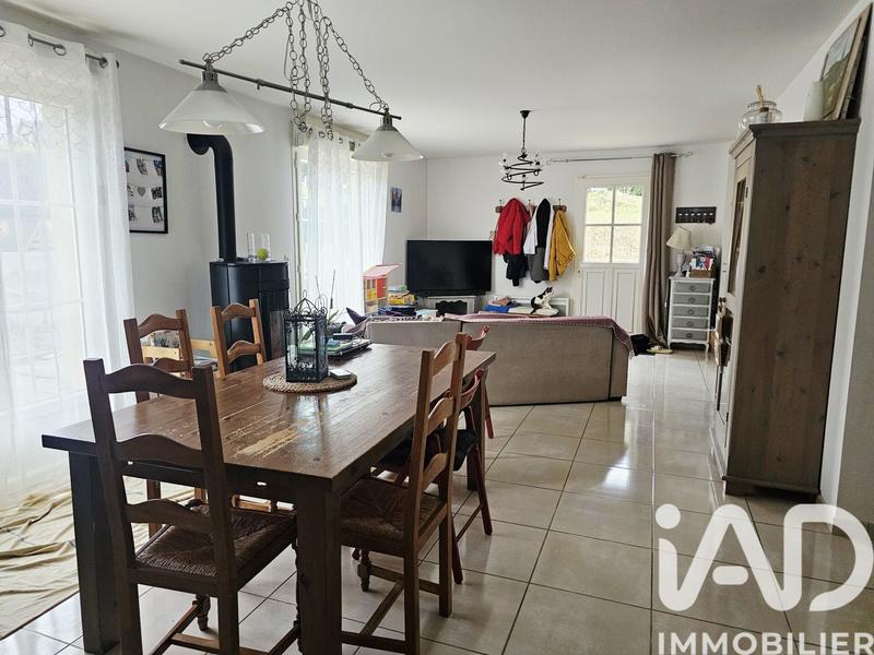 Maison - 107 m² - 4 pièces