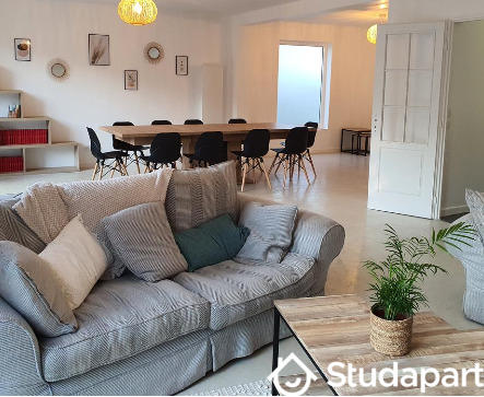 Chambre - 13 m² - 1 pièce