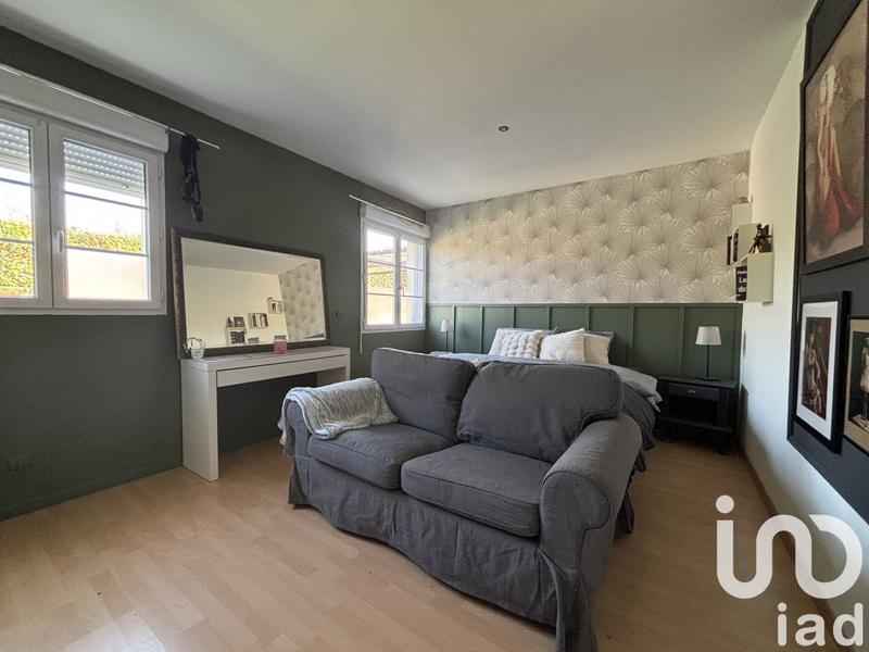 Maison - 249 m² - 8 pièces