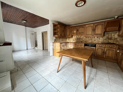 Maison - 120 m² - 6 pièces