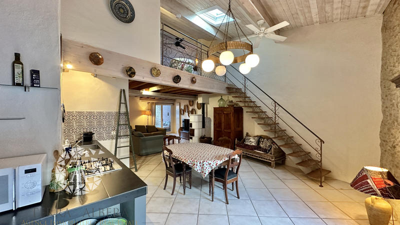 Appartement - 120 m² - 4 pièces