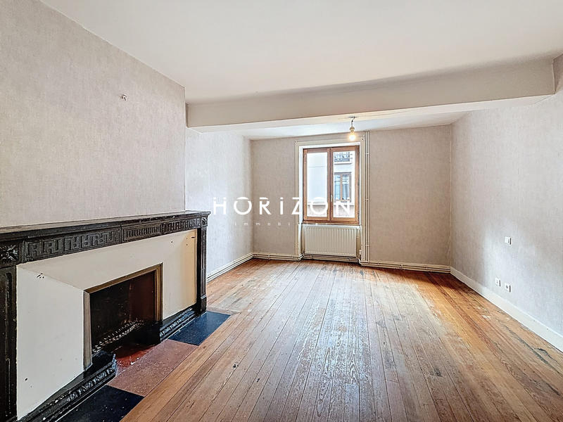 Maison ancienne - 170 m² - 255 pièces