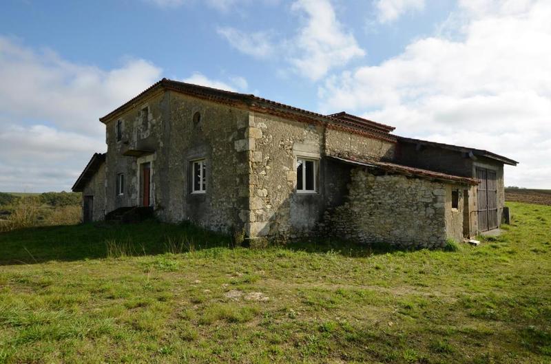 Corps de ferme - 262 m² - 10 pièces
