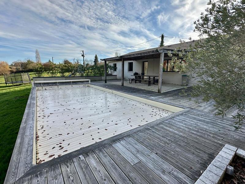 Maison - 160 m² - 5 pièces