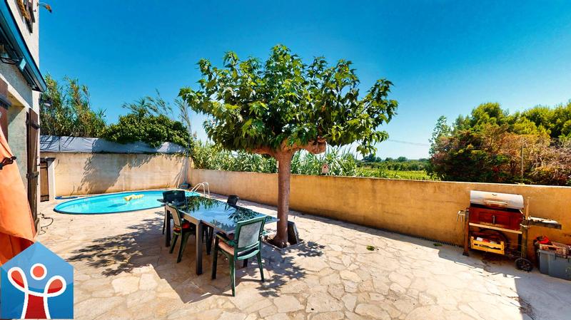 Maison - 92 m² - 4 pièces