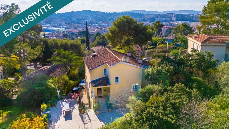 Maison - 175 m² - 6 pièces