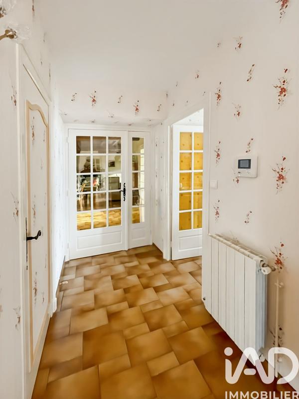 Maison - 180 m² - 7 pièces