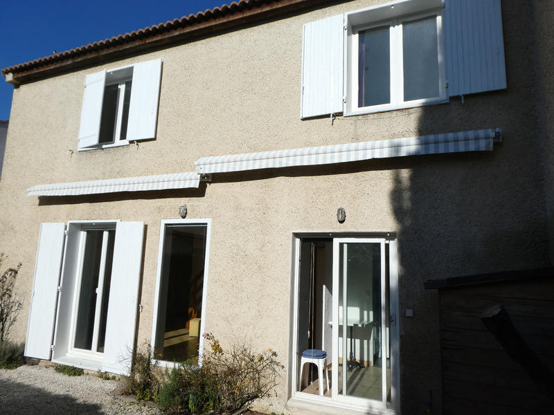 Maison - 110 m² - 6 pièces