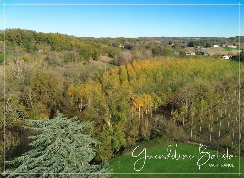 Propriété - 415 m² - 15 pièces