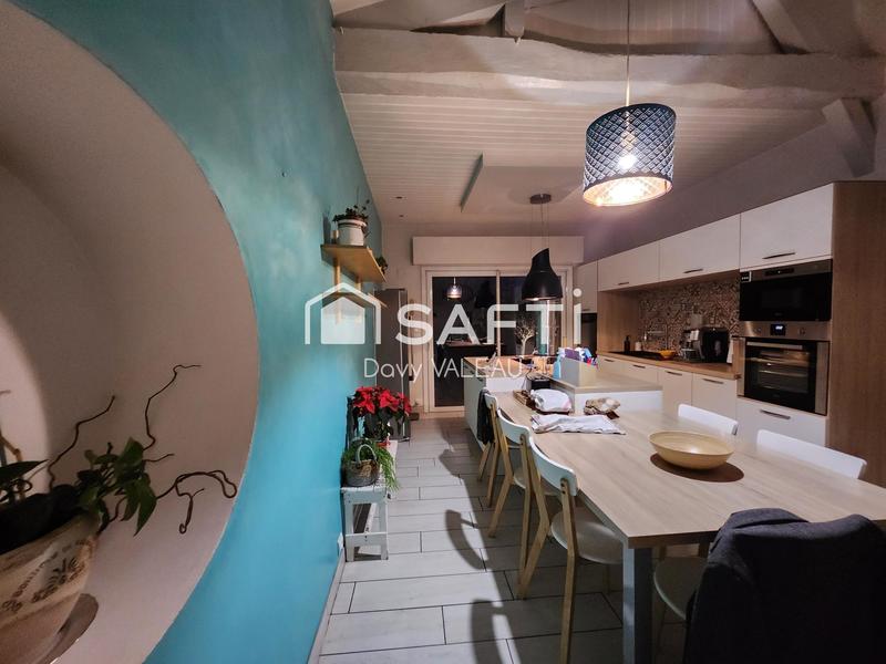 Maison - 217 m² - 6 pièces