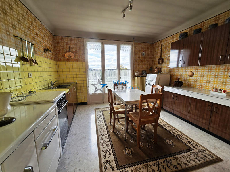 Maison - 92 m² - 4 pièces