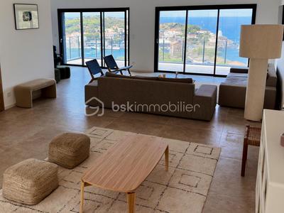 Villa - 228 m² - 4 pièces