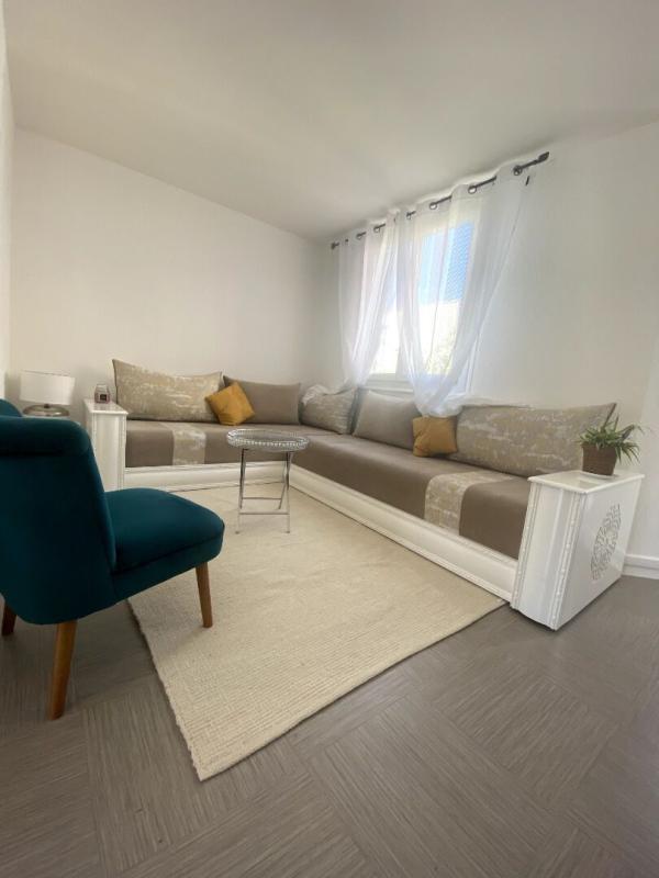 Appartement - 76 m² - 4 pièces