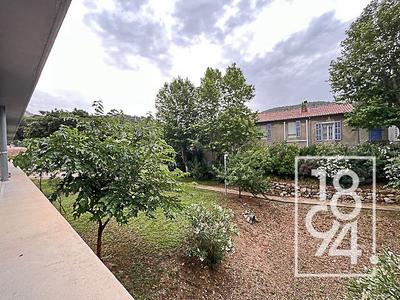 Studio - 18 m² - 1 pièce