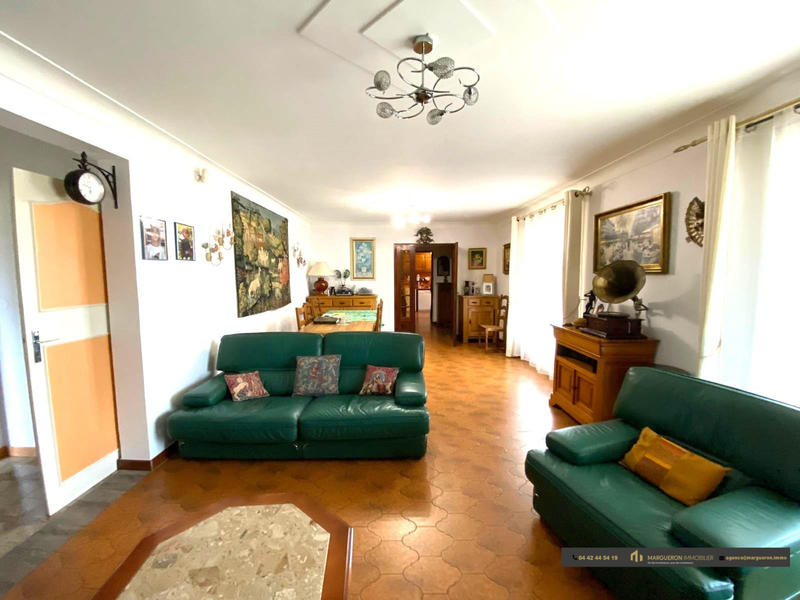 Maison traditionnelle - 110 m² - 4 pièces