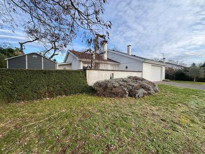 Maison - 120 m² - 7 pièces