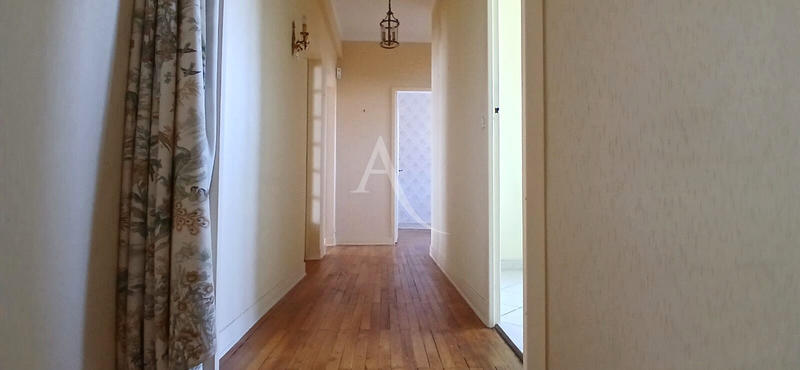 Appartement - 90 m² - 3 pièces