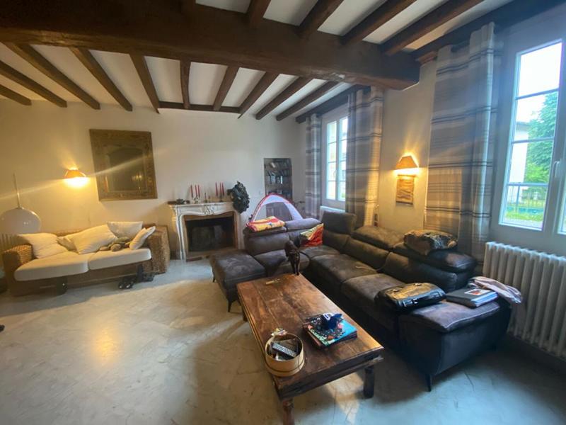 Maison - 250 m² - 7 pièces