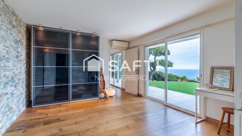 Villa - 160 m² - 6 pièces