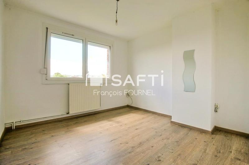 Maison - 75 m² - 5 pièces