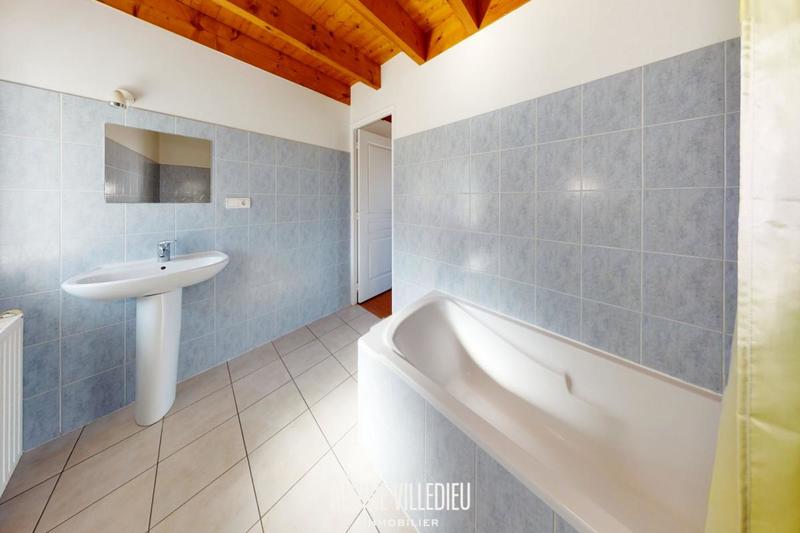 Maison en pierre - 110 m² - 6 pièces