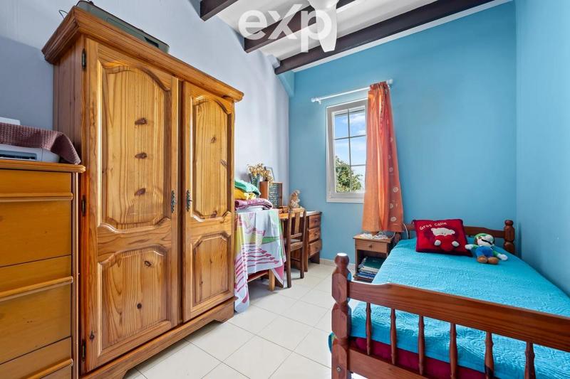 Villa - 197 m² - 6 pièces