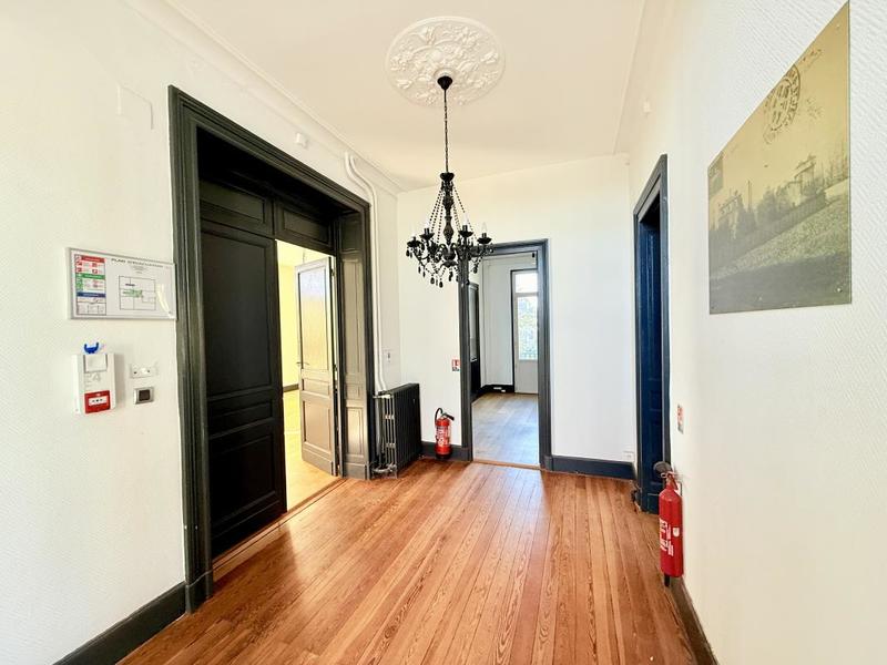 Bureau - 500 m² - 16 pièces