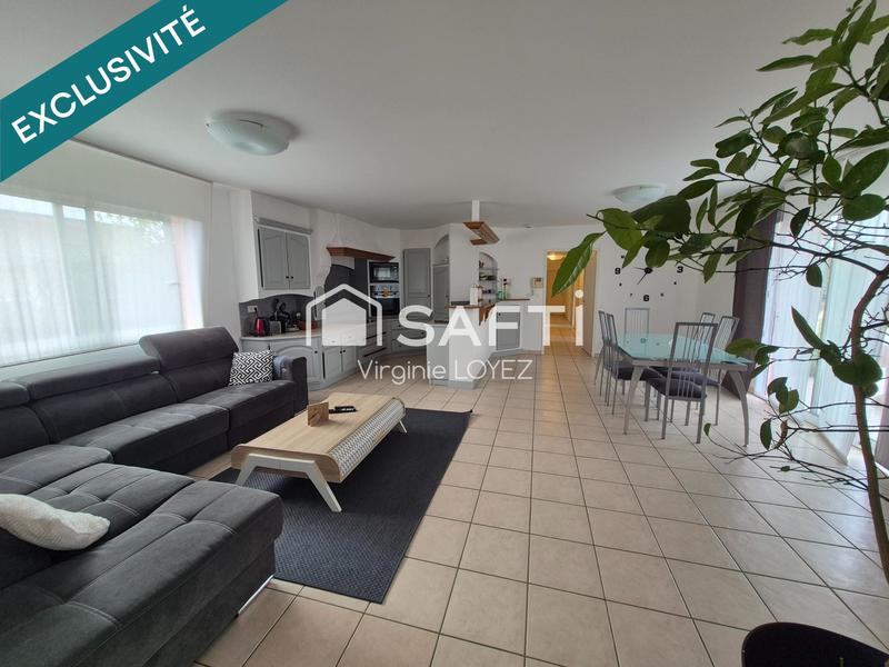 Maison - 270 m² - 11 pièces