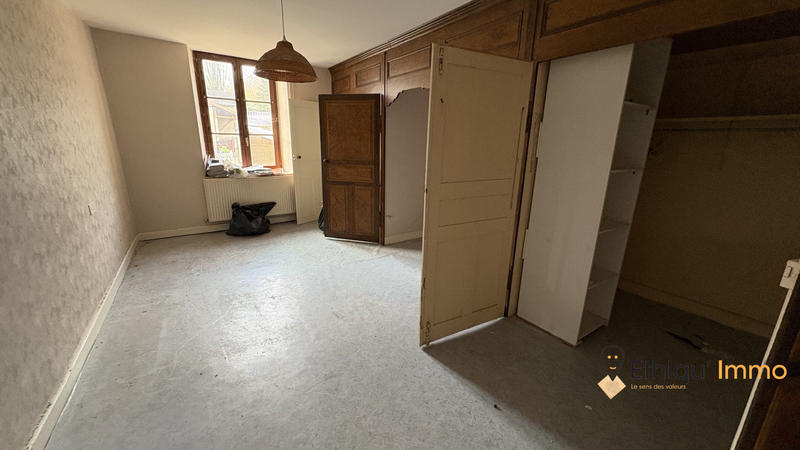 Maison - 150 m² - 7 pièces