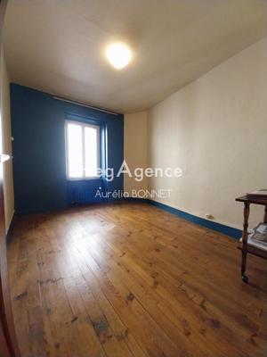 Maison de campagne - 250 m² - 13 pièces