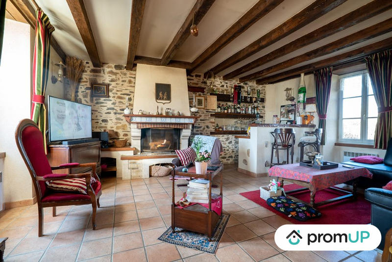 Maison - 260 m² - 10 pièces