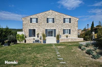 Maison en pierre - 154 m² - 5 pièces