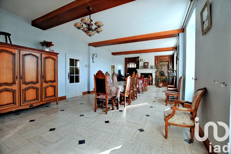 Maison - 435 m² - 15 pièces